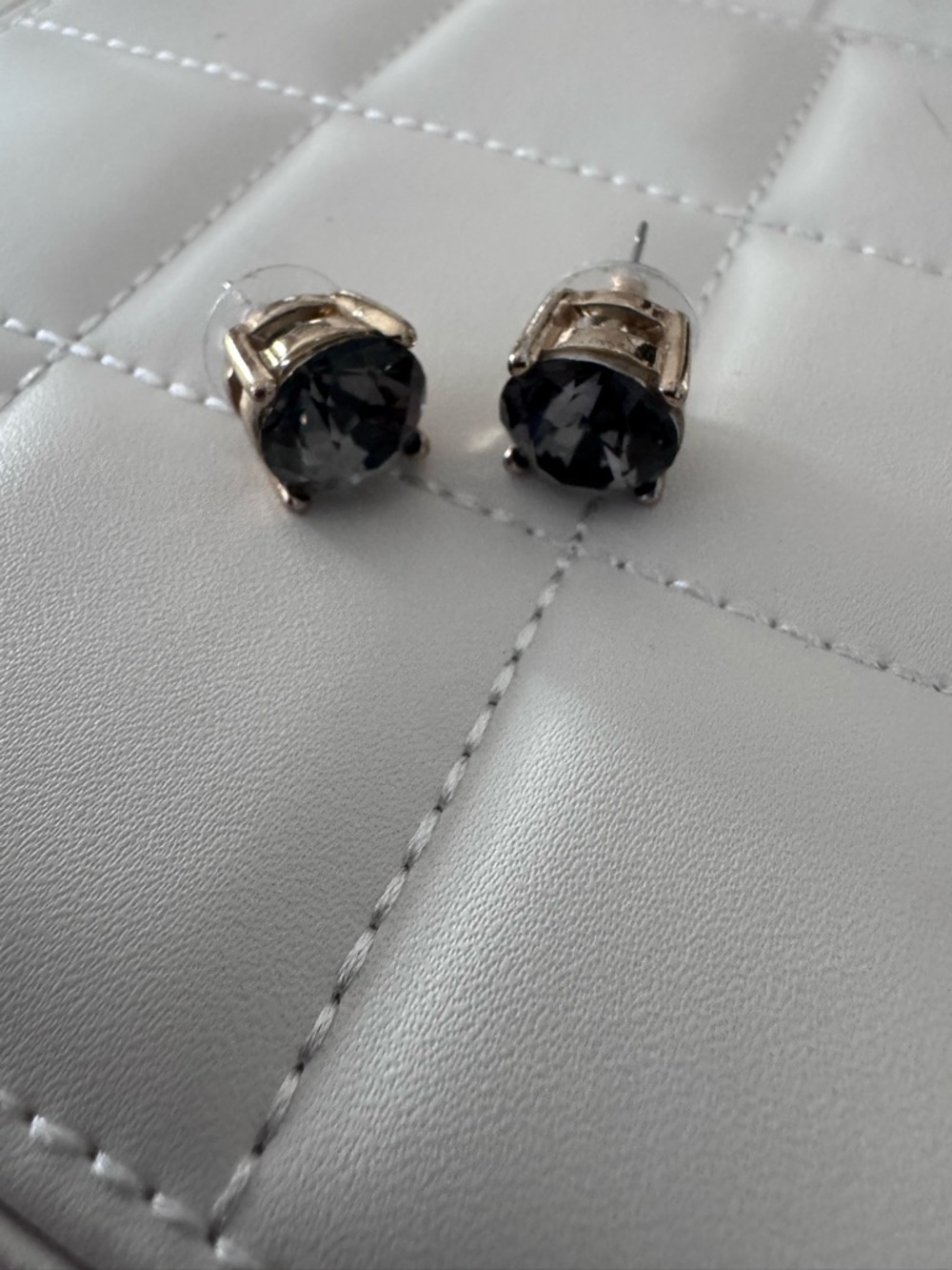 Classic Stud Earrings - Women Jewelry - Picture 2 of 5